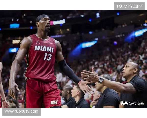 NBA历史上仅有五位球员在29岁前达到16000分3500助攻和1000三分的壮举